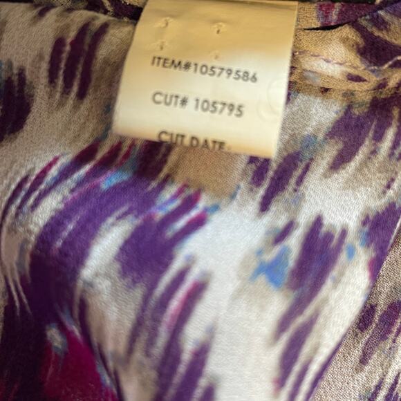 Torrid Purple Ikat Aztec Print Top Women's Size 2X Sheer Cut Out Bow Back Blouse - Picture 7 of 9